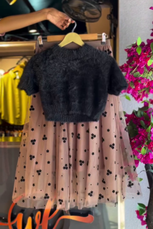 Cozy Meets Chic: Caramel Floral Mesh Midi Skirt with Black Fuzzy Sweater 🍂🖤